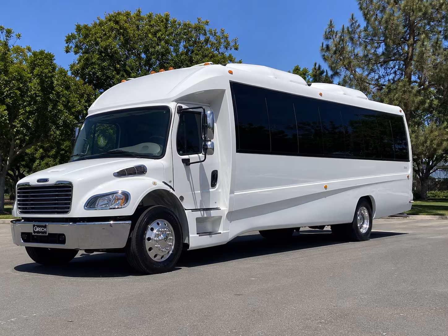 Lubbock Winery Tour & Pub Crawl Transportation party bus exterior