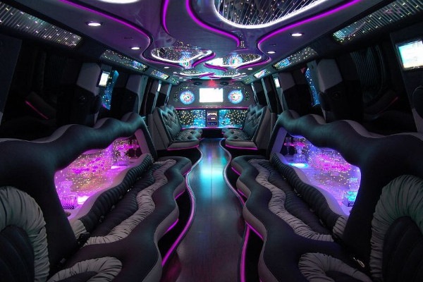 black hummer limo rentals Lubbock